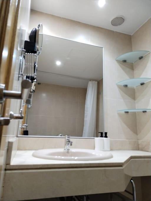 Appartamento Amplio, Luminoso Y Confortable Cc Madrid